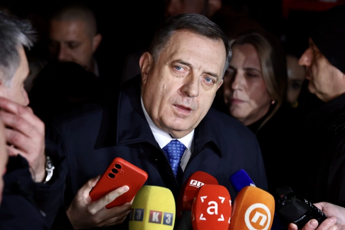 "EU mora pokazati zube autokratima na zapadnom Balkanu"